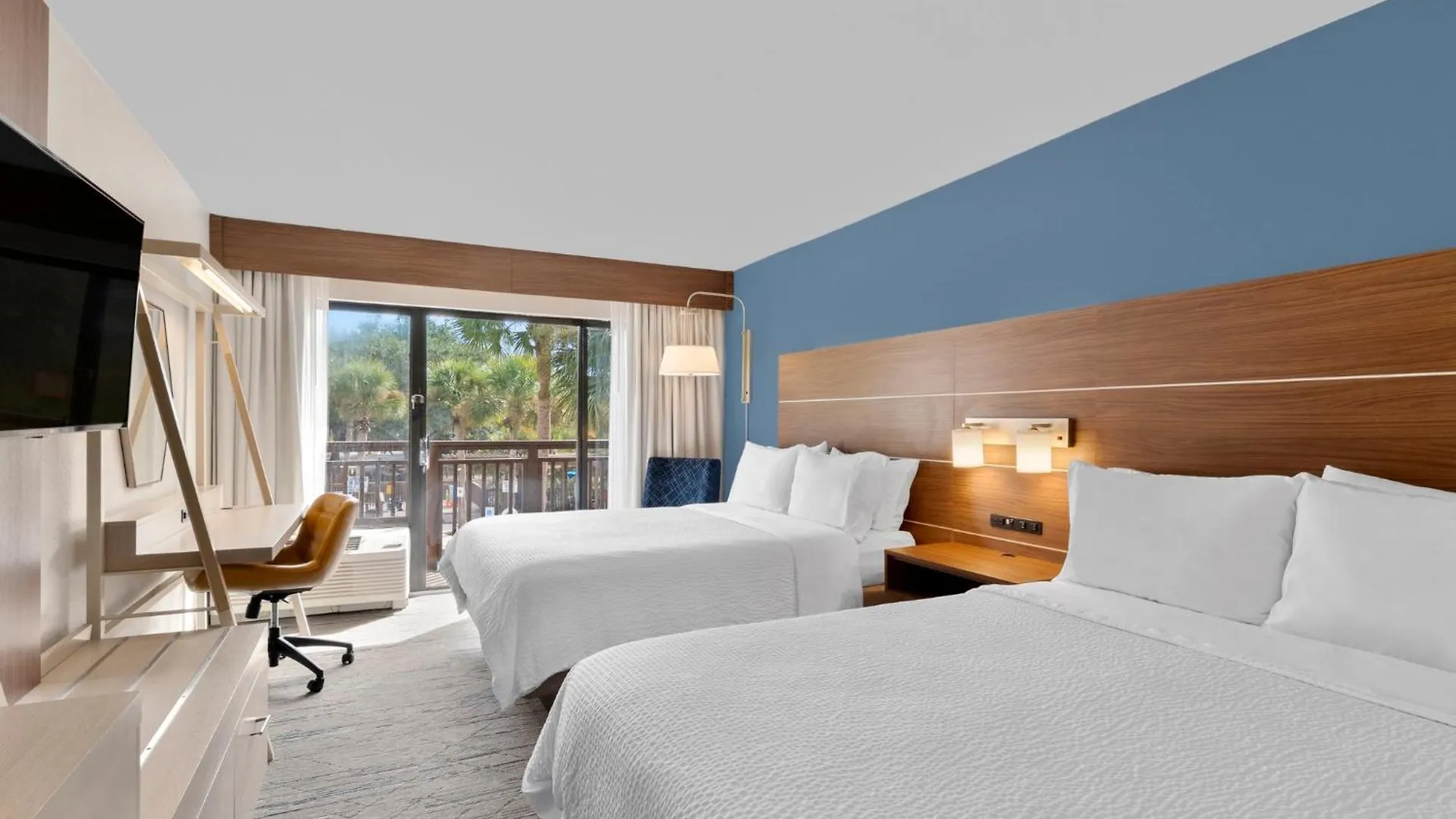 Express By Ihg Hotel