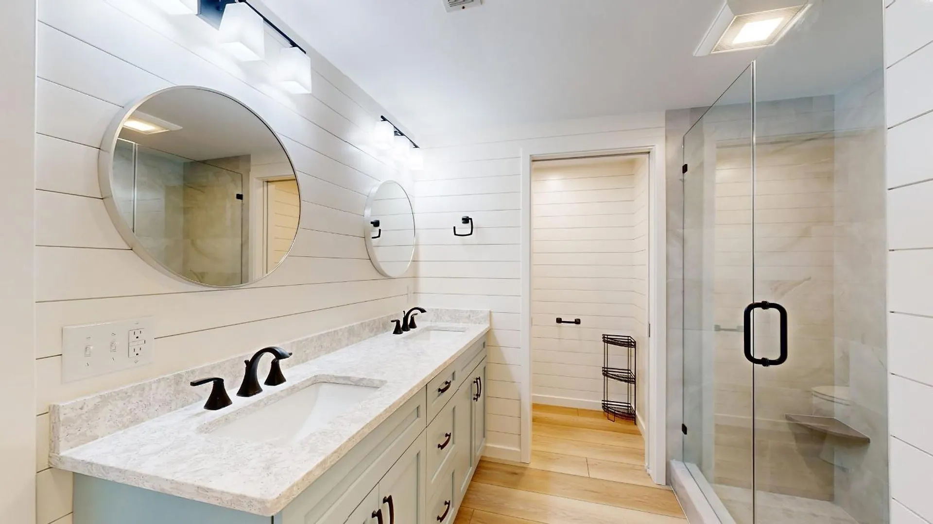 213 Turnberry Village