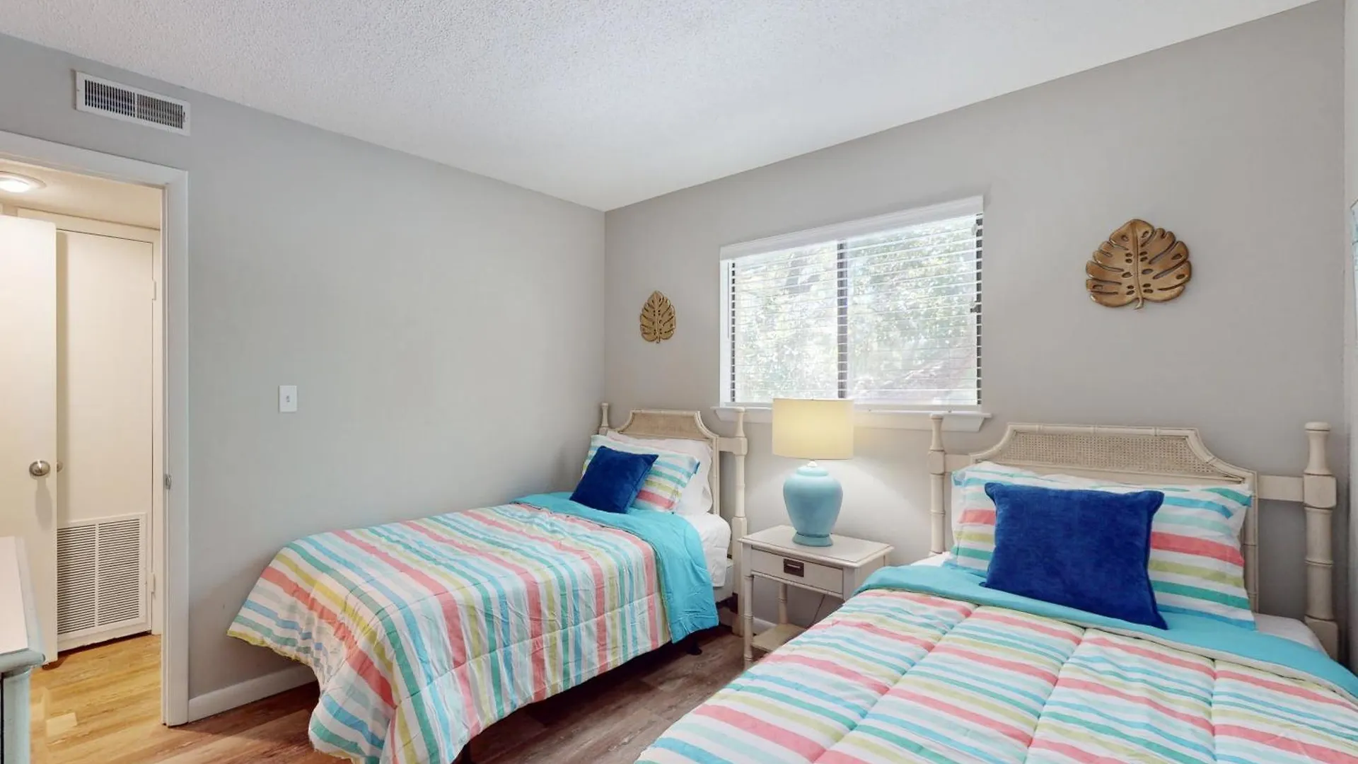 Apartment Fiddlers Cove 20l *