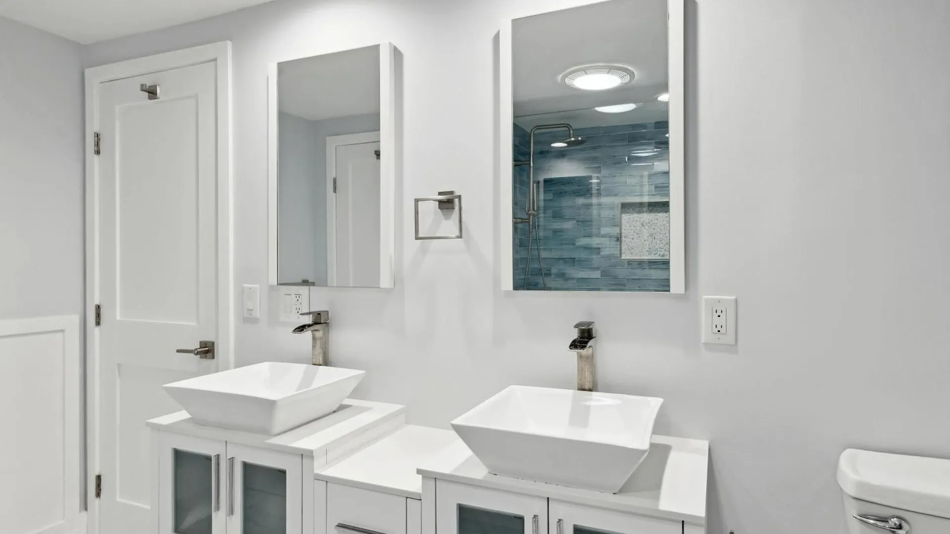 266 Turnberry Village *