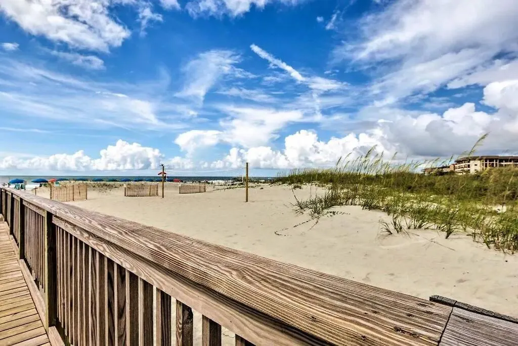 Coastal Haven: Stylish Oceanfront Getaway C341 * Hilton Head Island