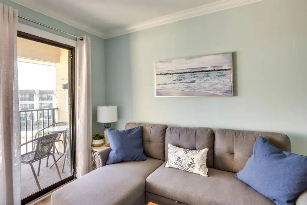 Coastal Haven: Stylish Oceanfront Getaway C341 Apartment Hilton Head Island