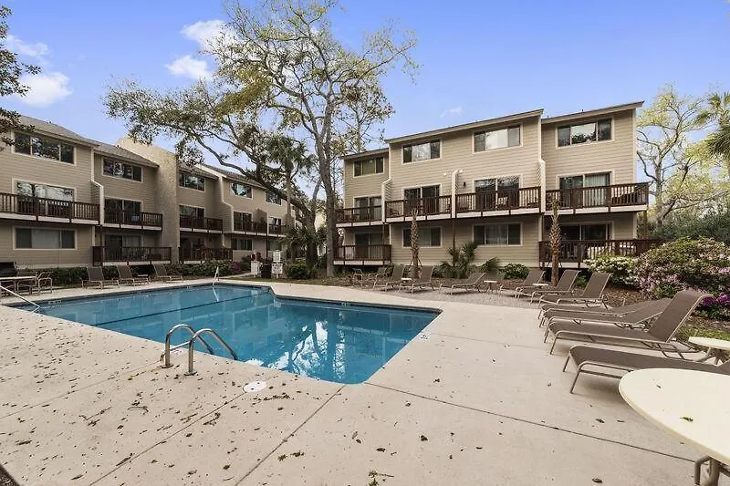 706 Tanglewood