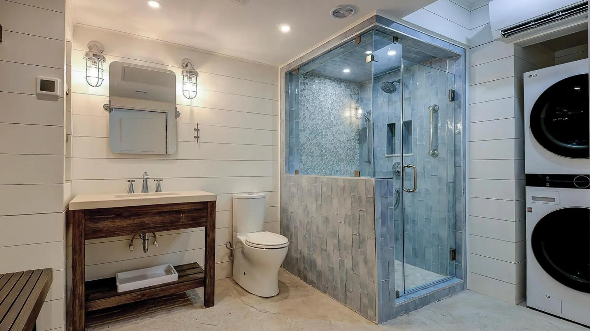 39 Oak Court Holiday home *
