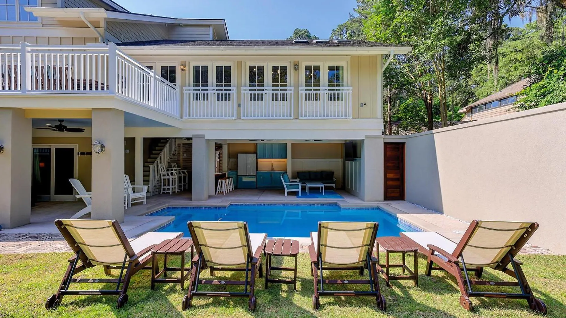 39 Oak Court * Hilton Head Island