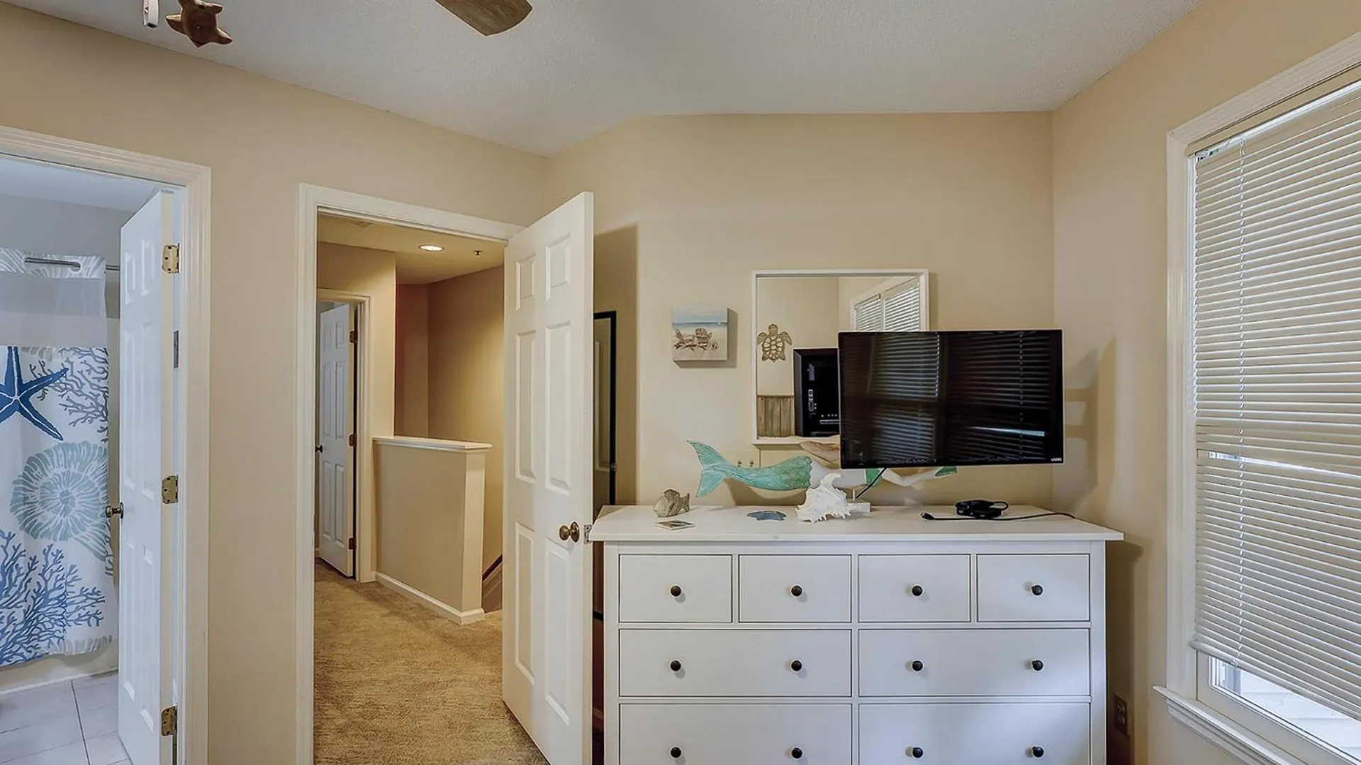 Updated 2 Bedroom Pet Friendly Townhome At Ocean Breeze Easy Walk To And Shops In Forest Hilton Head Island