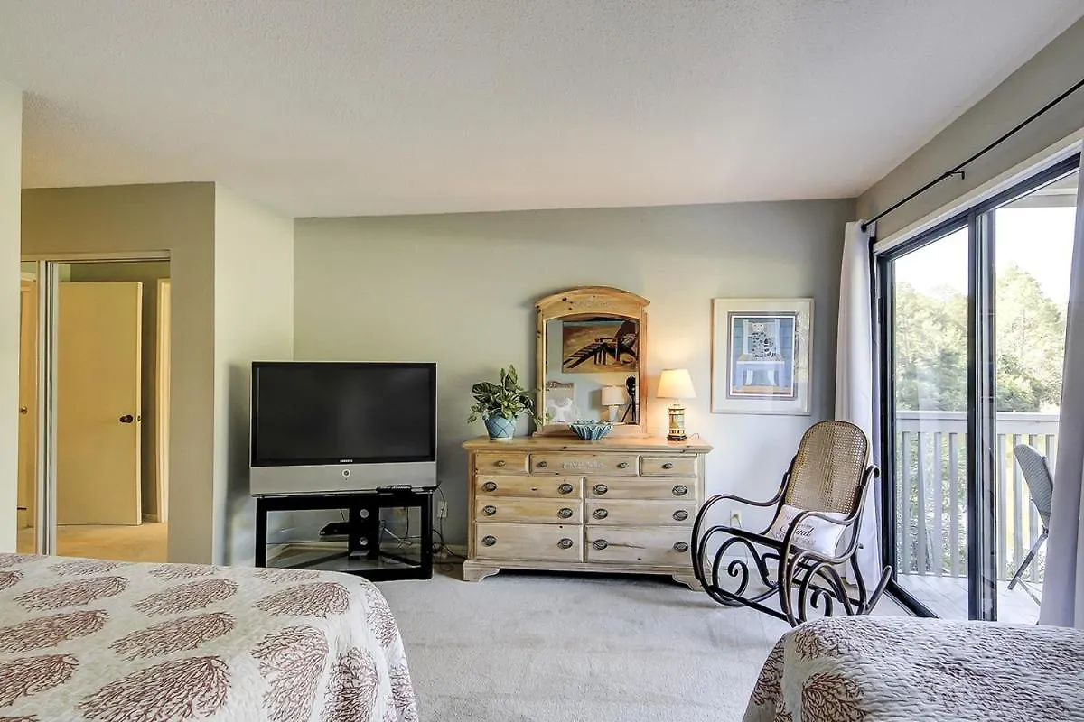 Ocean Cove 806