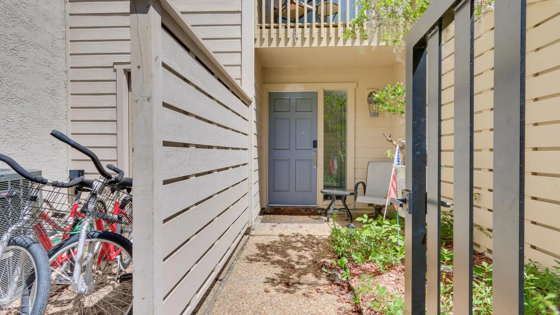 Shipyard With Golf Course Views And Access