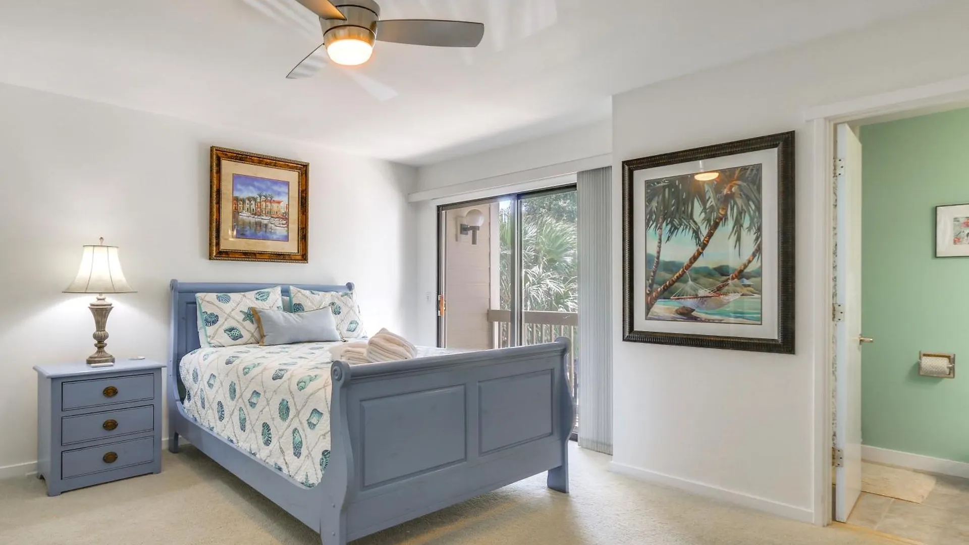 Shipyard With Golf Course Views And Access Villa *