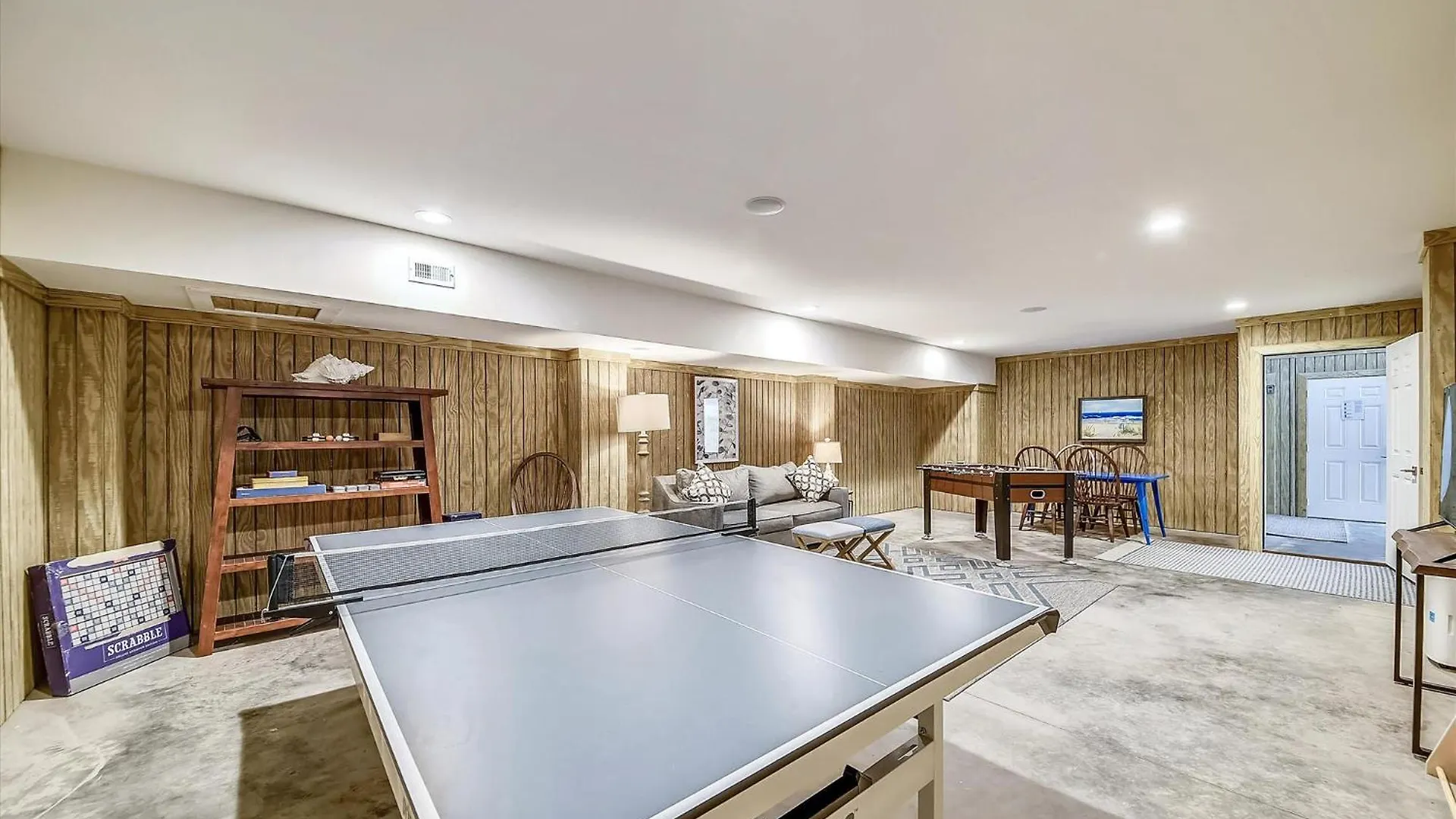 9 Sandy Trail- Close To Beach, Pool, Elevator, Game Room, Free Activities Included *