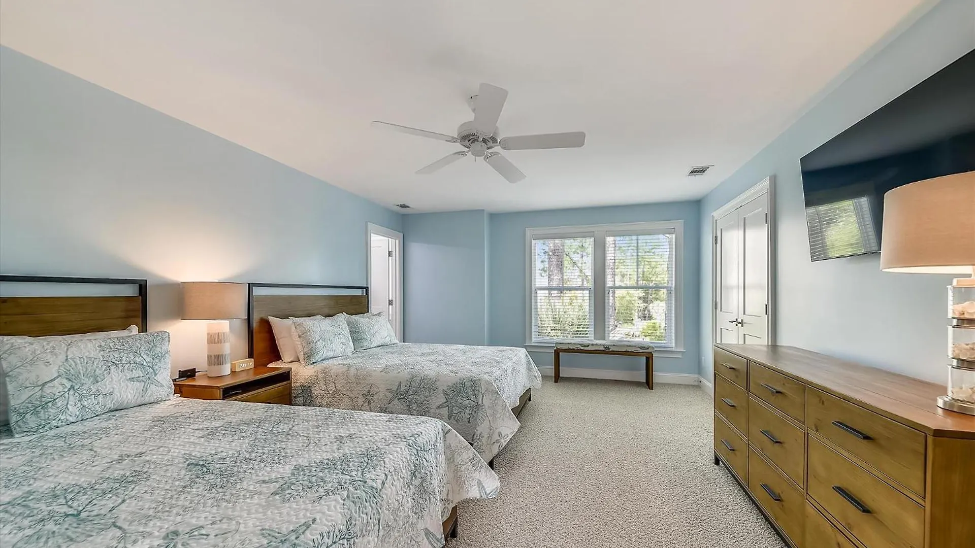 9 Sandy Trail- Close To Beach, Pool, Elevator, Game Room, Free Activities Included