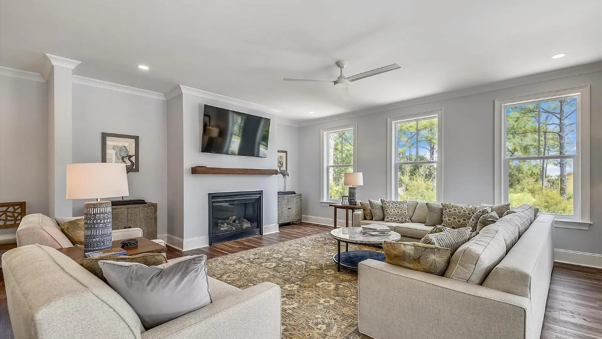 9 Sandy Trail- Close To Beach, Pool, Elevator, Game Room, Free Activities Included Holiday home *