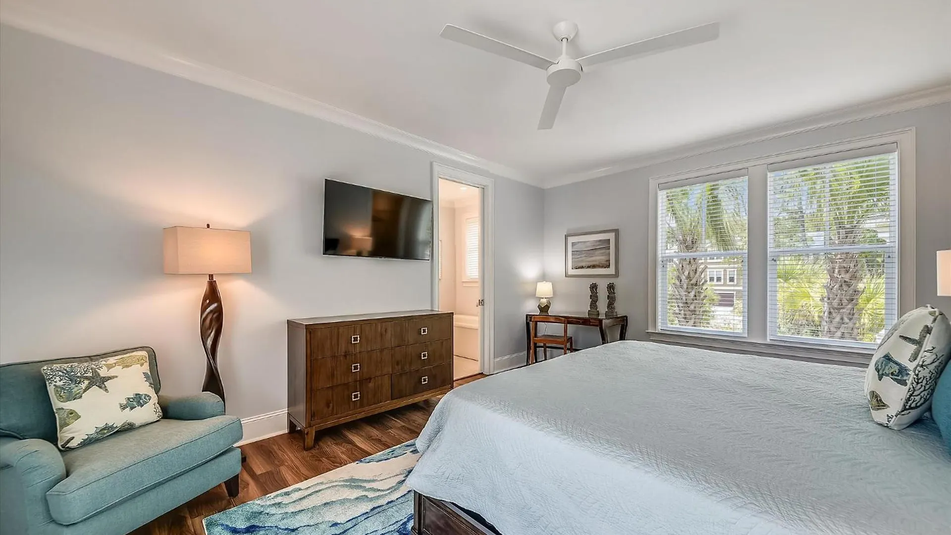 9 Sandy Trail- Close To Beach, Pool, Elevator, Game Room, Free Activities Included Holiday home Hilton Head Island