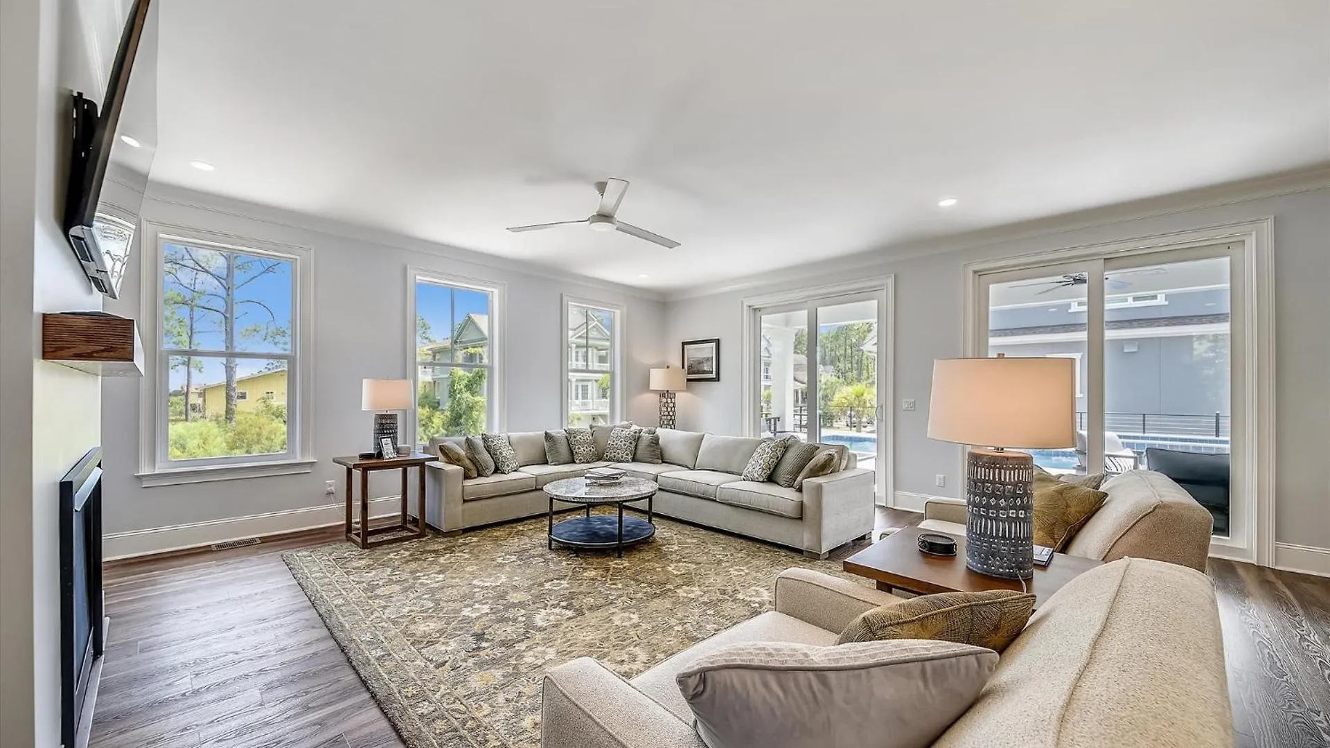 9 Sandy Trail- Close To Beach, Pool, Elevator, Game Room, Free Activities Included * Hilton Head Island