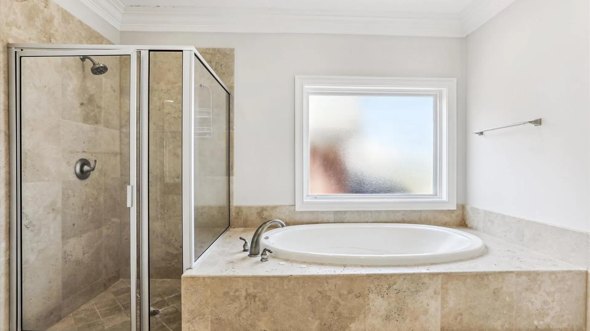 Holiday home 9 Singleton Place- Renovated, Oceanfront, Pool, Elevator, Free Activities Included Hilton Head Island