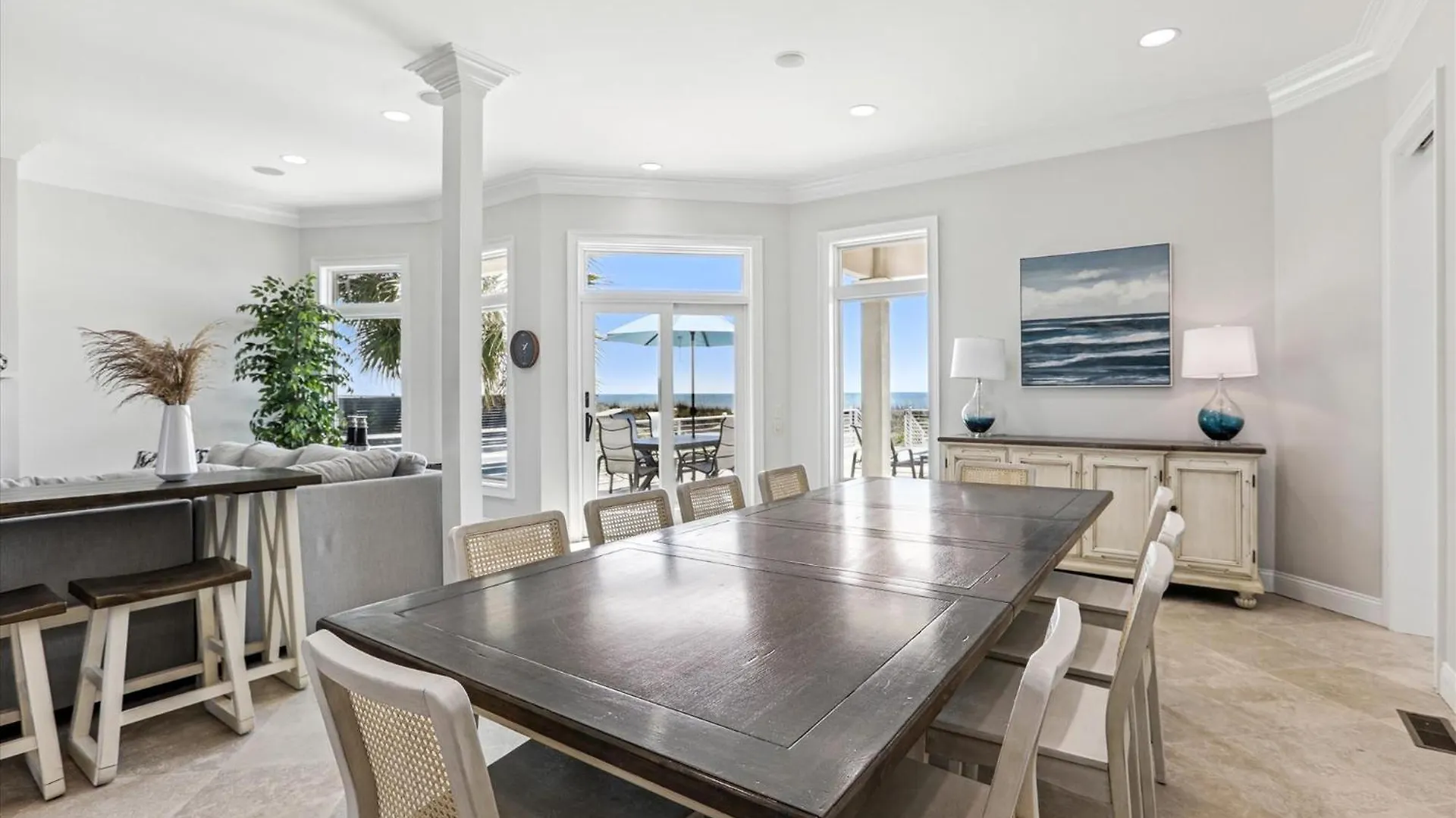 9 Singleton Place- Renovated, Oceanfront, Pool, Elevator, Free Activities Included Holiday home Hilton Head Island