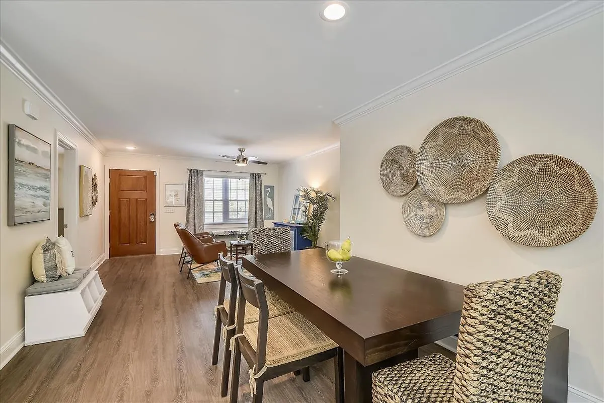 46 Folly Field Rd- Quick Walk To Beach, Large Private Pool & Yard, Free Activities Included * Hilton Head Island