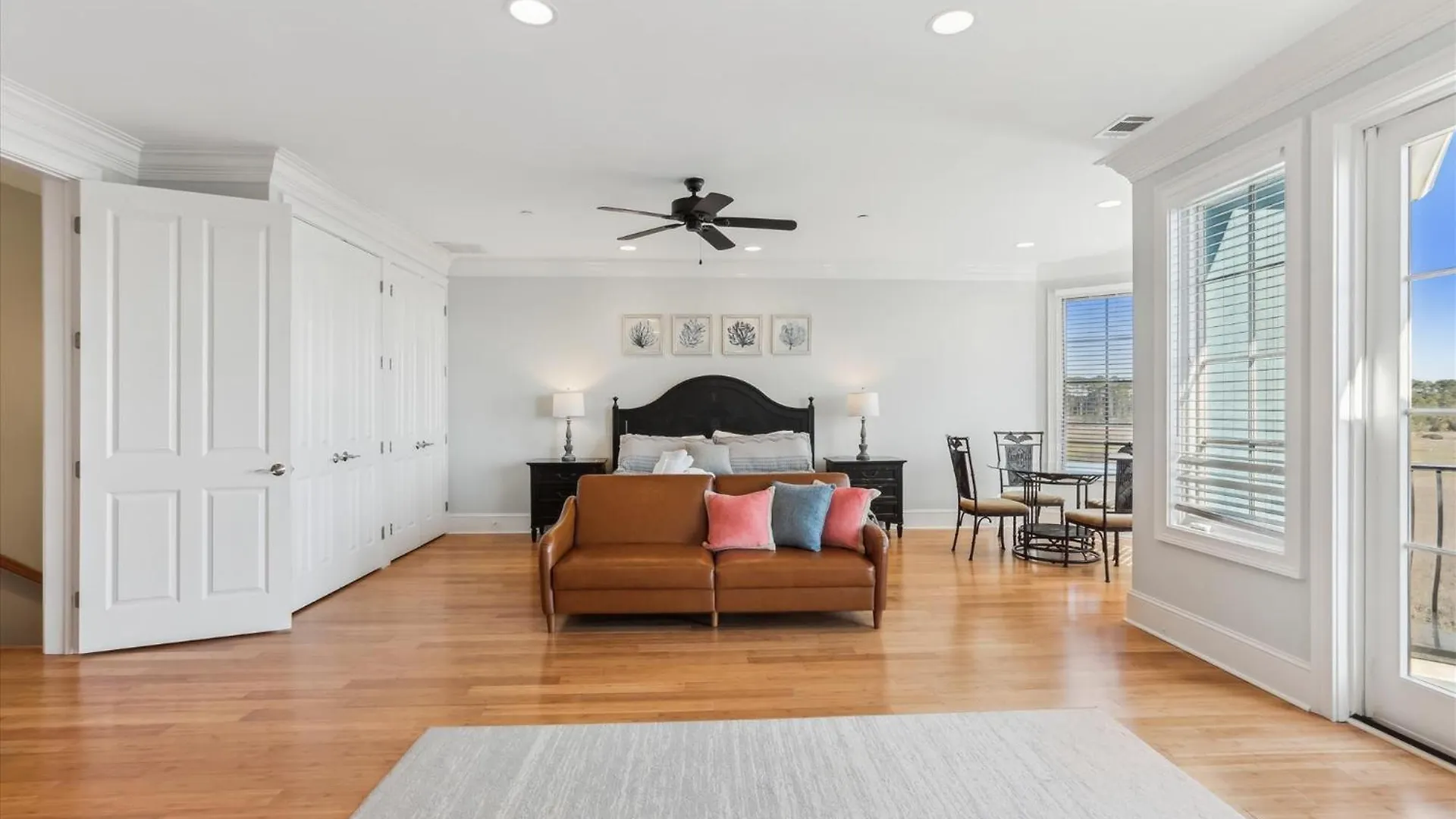 4 Collier Court- Oceanview, Private Pool, Elevator, Pet Friendly, Free Activities Included Holiday home