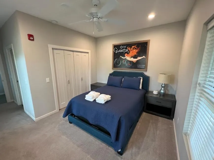 3b Burkes Beach- Apartment, Close To Beach, Free Activities Included *
