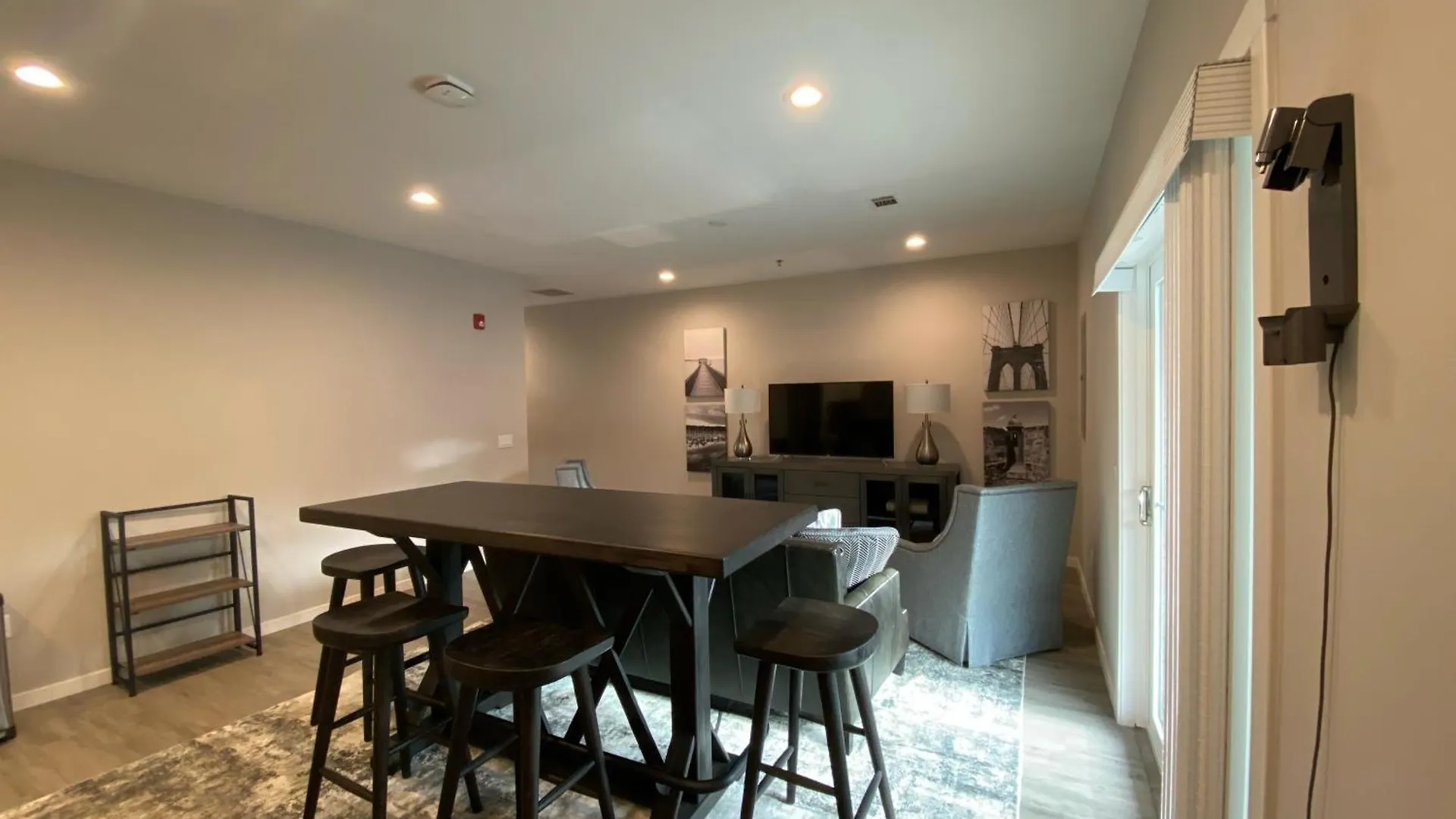 3b Burkes Beach- Apartment, Close To Beach, Free Activities Included