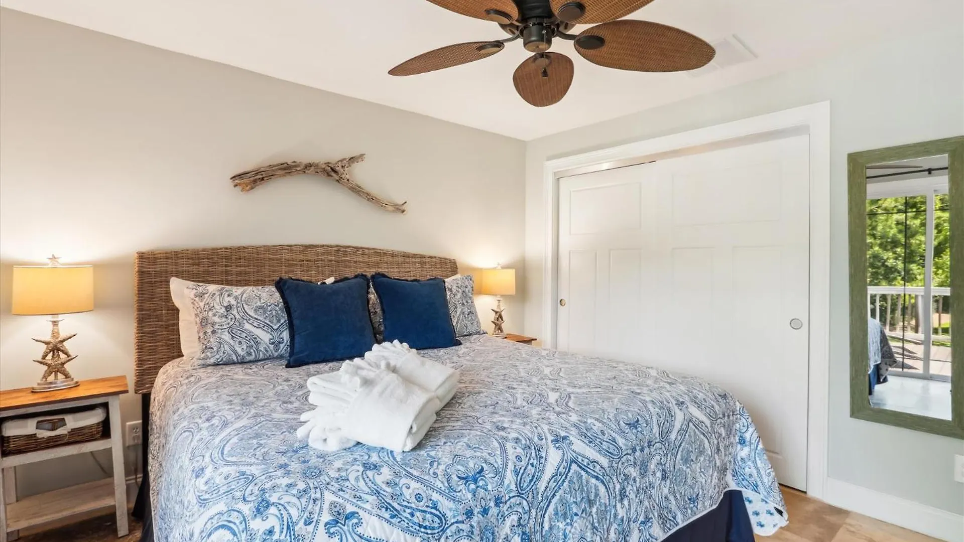 37 Bradley Circle- Private Pool, Short Walk To Beach, Great Location, Free Activities Included Hilton Head Island