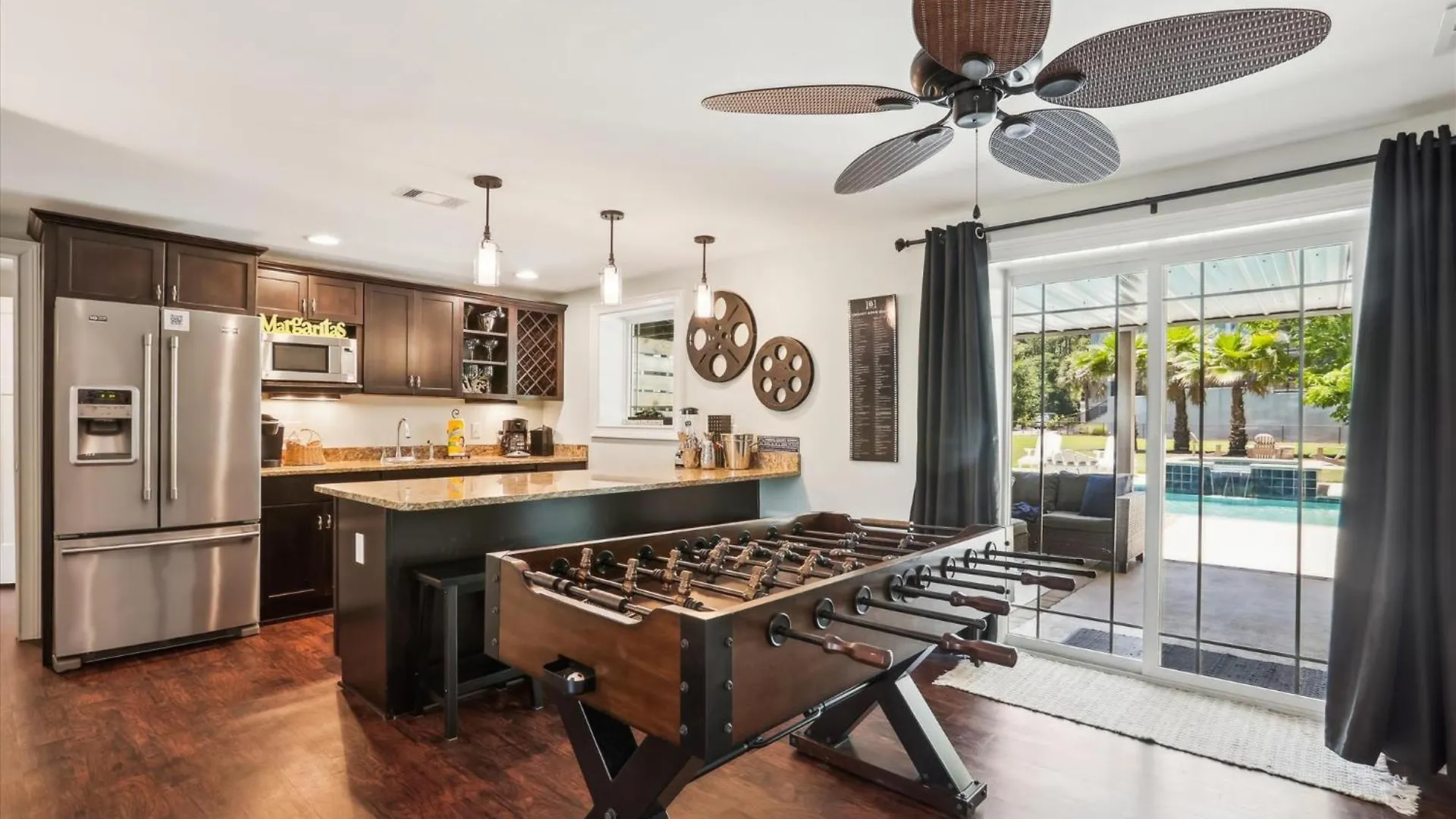 37 Bradley Circle- Private Pool, Short Walk To Beach, Great Location, Free Activities Included Holiday home *