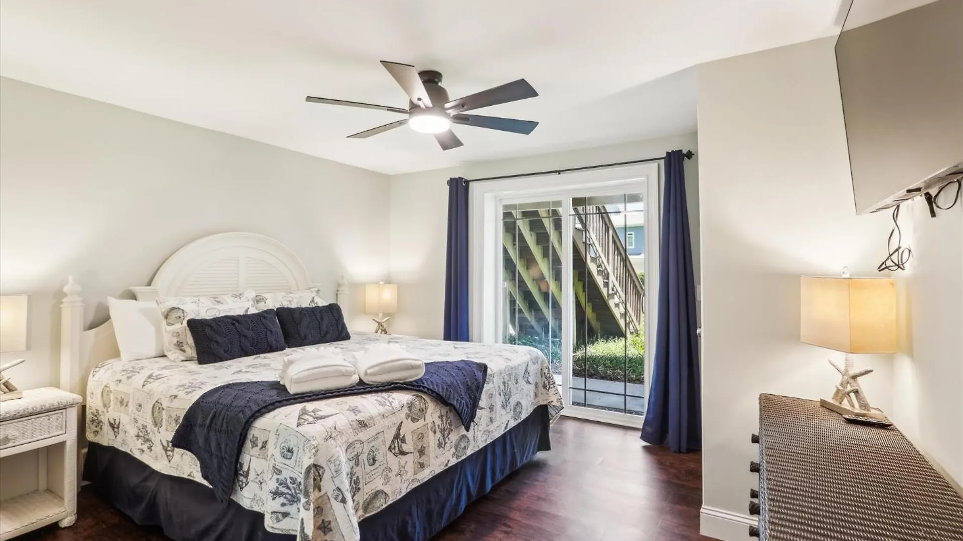 Holiday home 37 Bradley Circle- Private Pool, Short Walk To Beach, Great Location, Free Activities Included