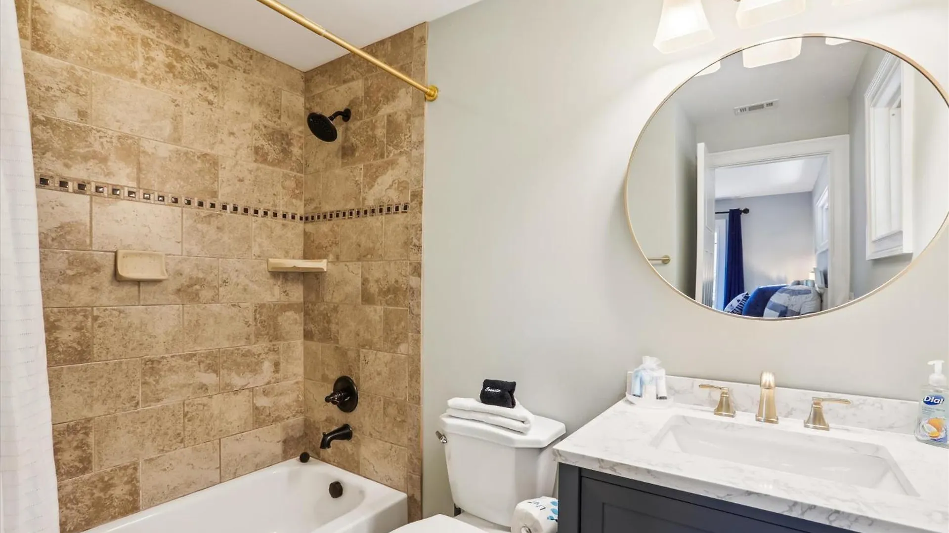 Holiday home 37 Bradley Circle- Private Pool, Short Walk To Beach, Great Location, Free Activities Included