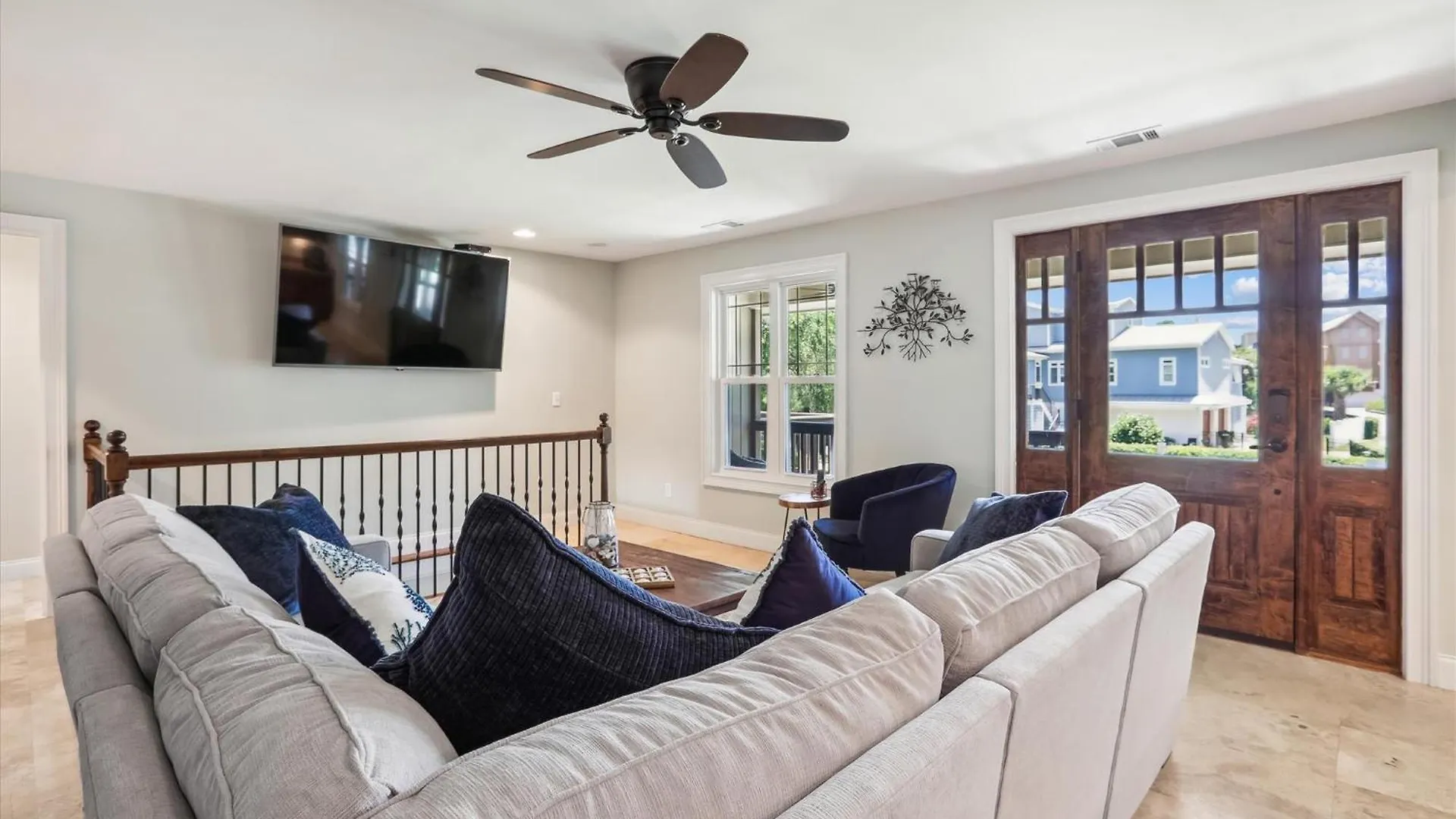 37 Bradley Circle- Private Pool, Short Walk To Beach, Great Location, Free Activities Included *