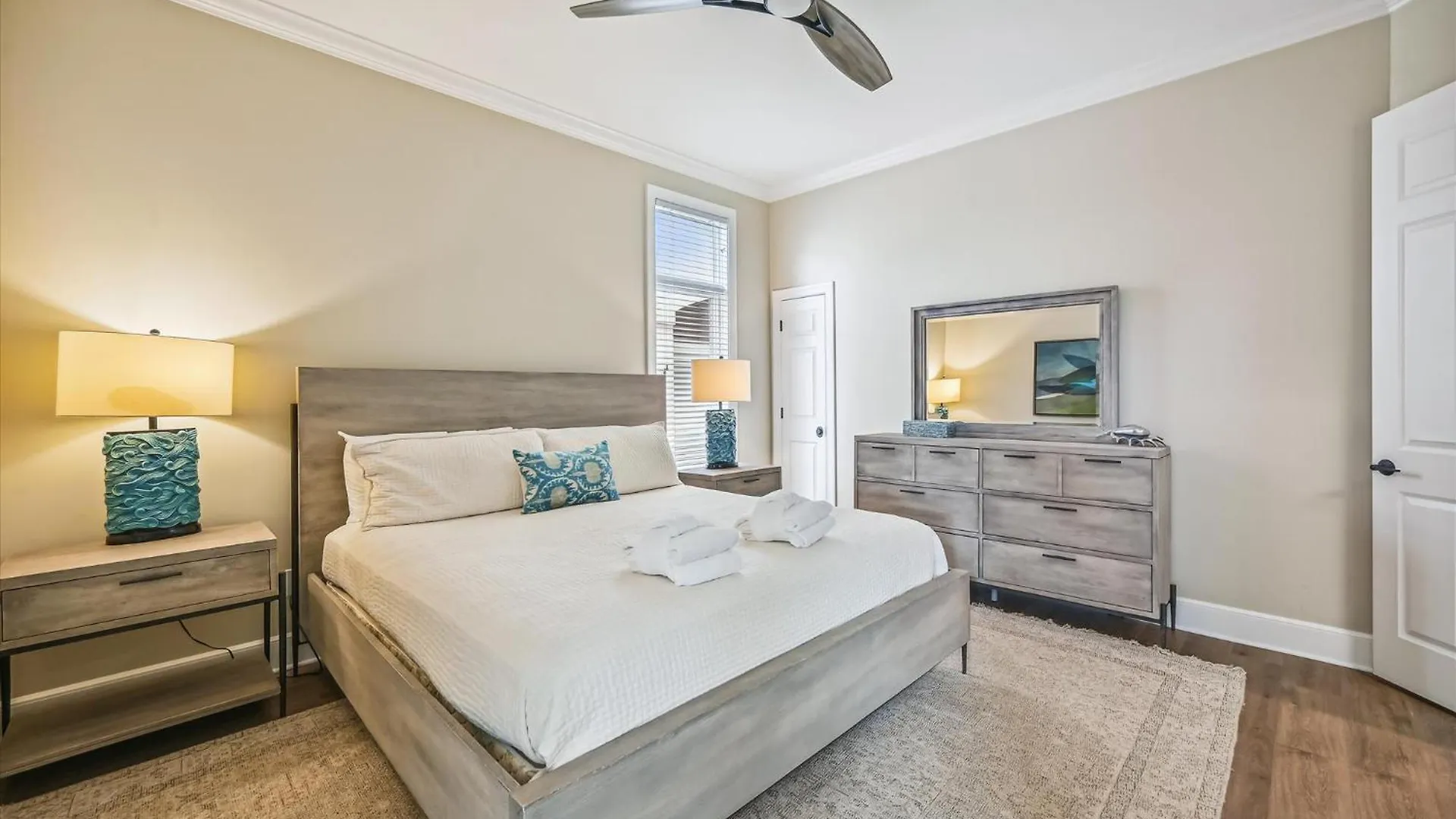 度假居 4 Collier Rd- Oceanfront, Private Pool, Elevator, Free Activities Included *