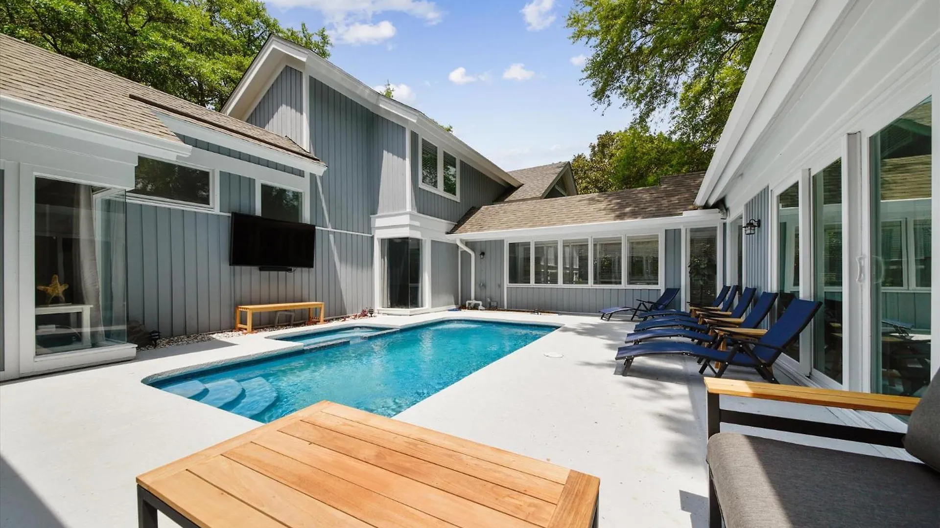 35 Full Sweep- Ideal Layout, Pool, Lagoon View, Game Room, Free Activities Included