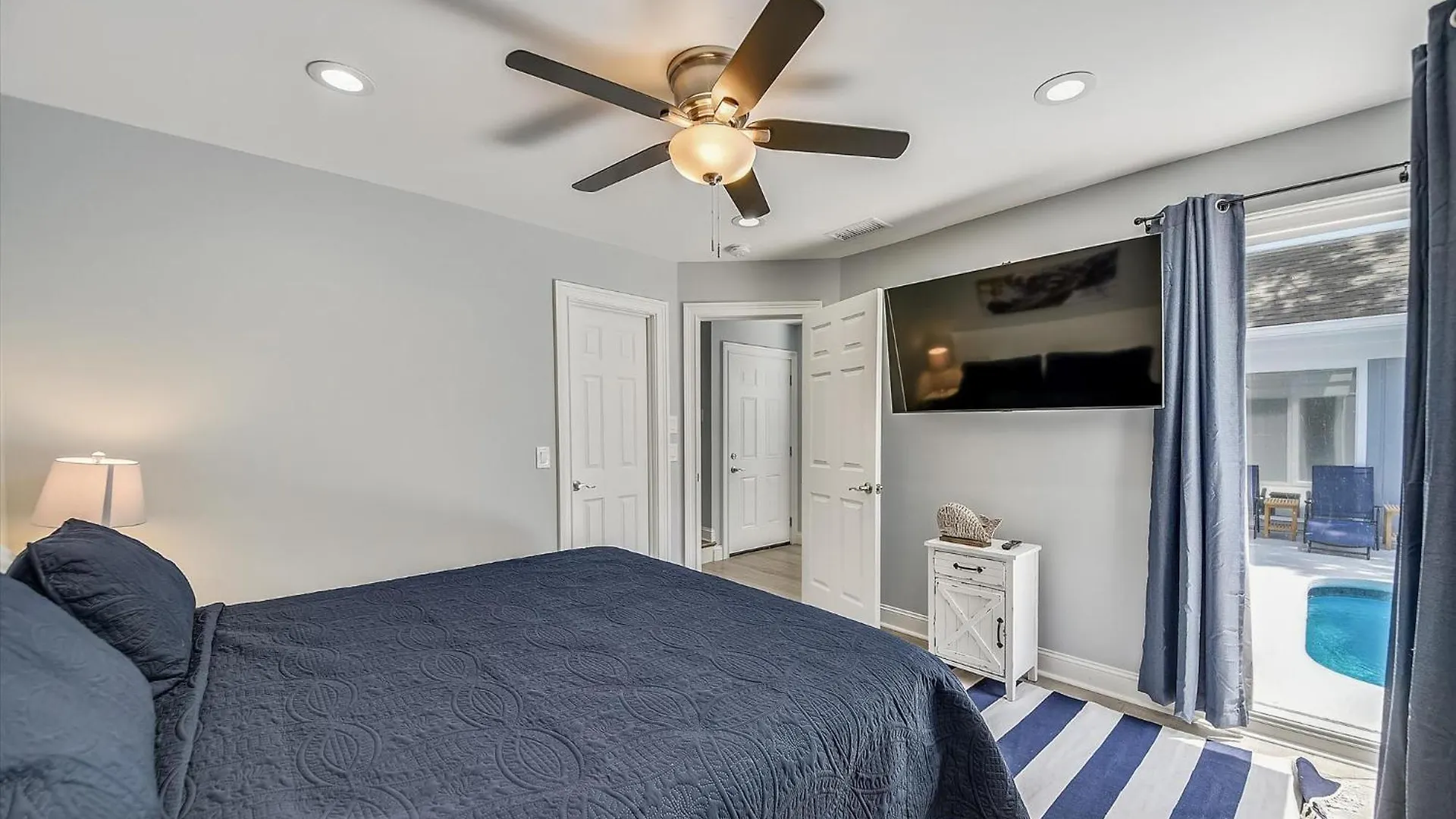 35 Full Sweep- Ideal Layout, Pool, Lagoon View, Game Room, Free Activities Included *
