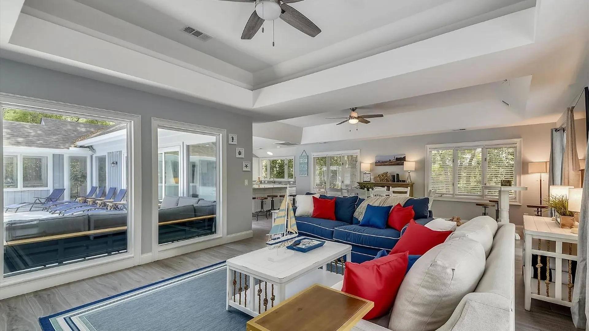 35 Full Sweep- Ideal Layout, Pool, Lagoon View, Game Room, Free Activities Included Holiday home