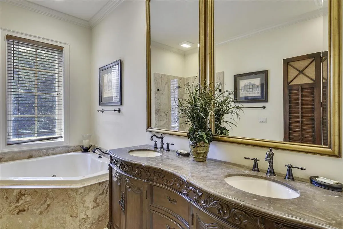 32 Corine Lane- Close To The Beach, Seasonal Shuttle, Free Activities Included Holiday home Hilton Head Island