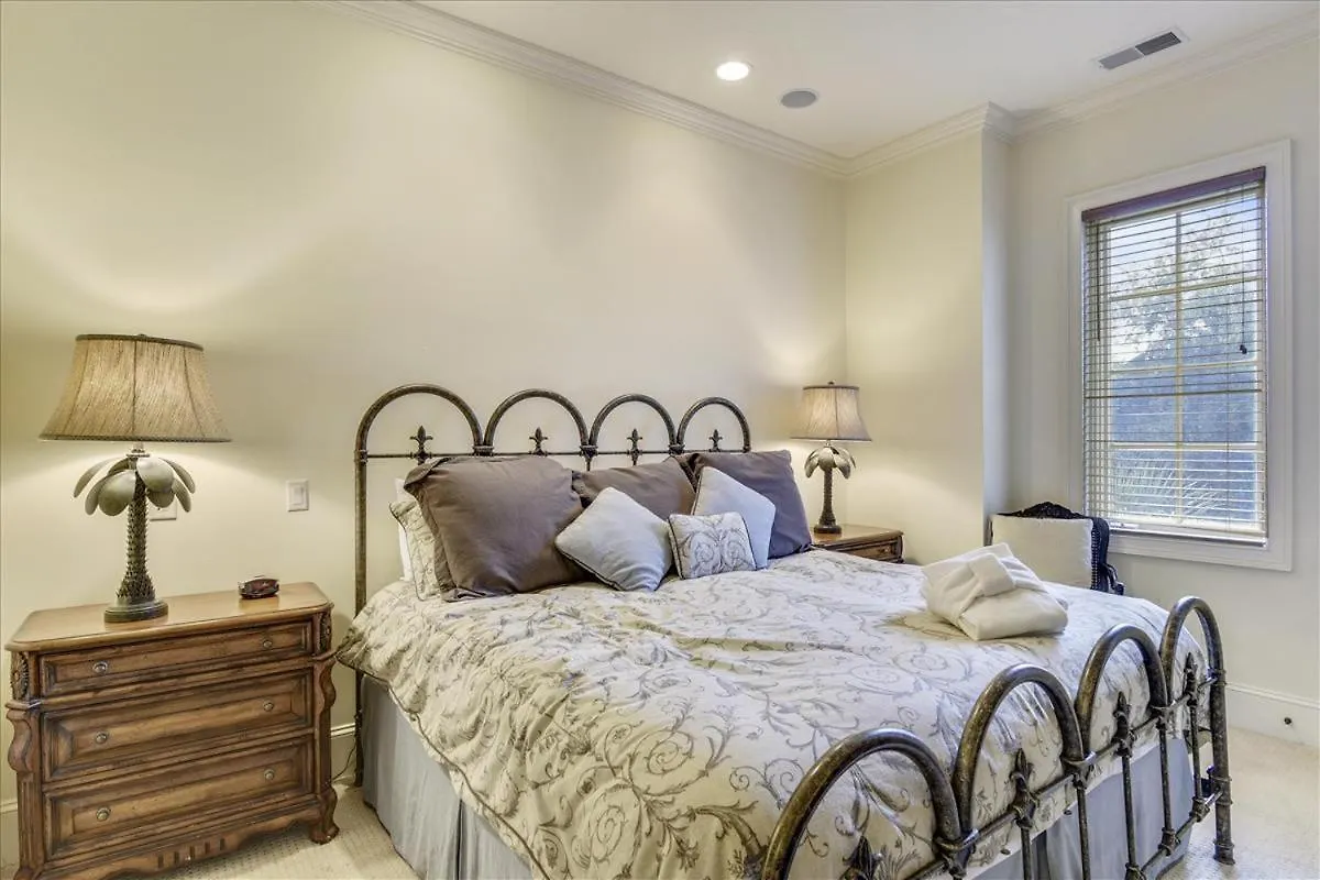 32 Corine Lane- Close To The Beach, Seasonal Shuttle, Free Activities Included Holiday home *