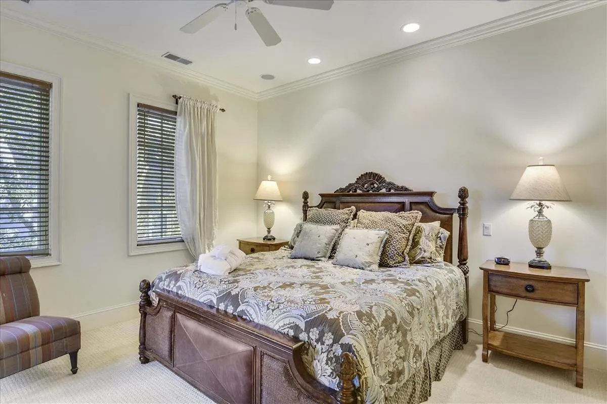 Holiday home 32 Corine Lane- Close To The Beach, Seasonal Shuttle, Free Activities Included *