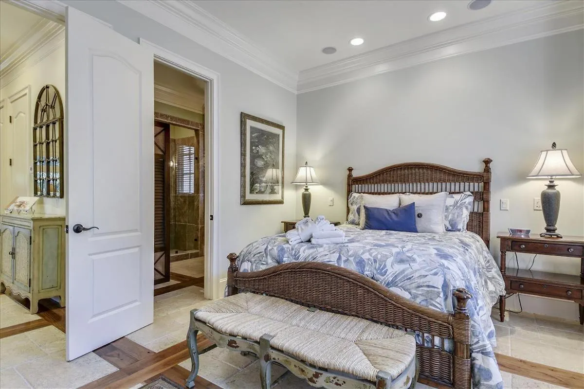 32 Corine Lane- Close To The Beach, Seasonal Shuttle, Free Activities Included Holiday home
