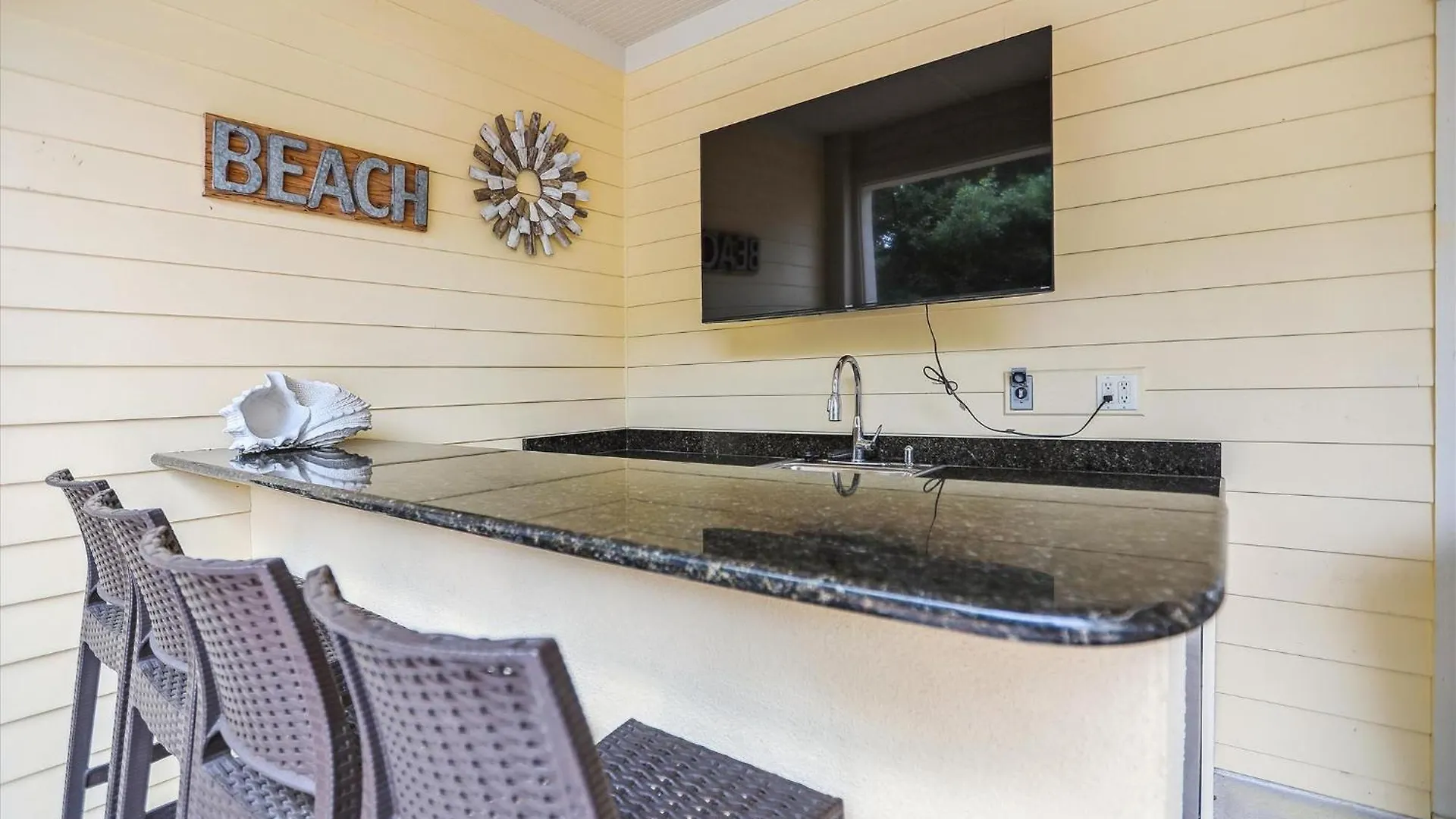 3 Surfwatch Way- Private Pool & Hot Tub, Short Walk To Beach, Free Activities Included Holiday home Hilton Head Island