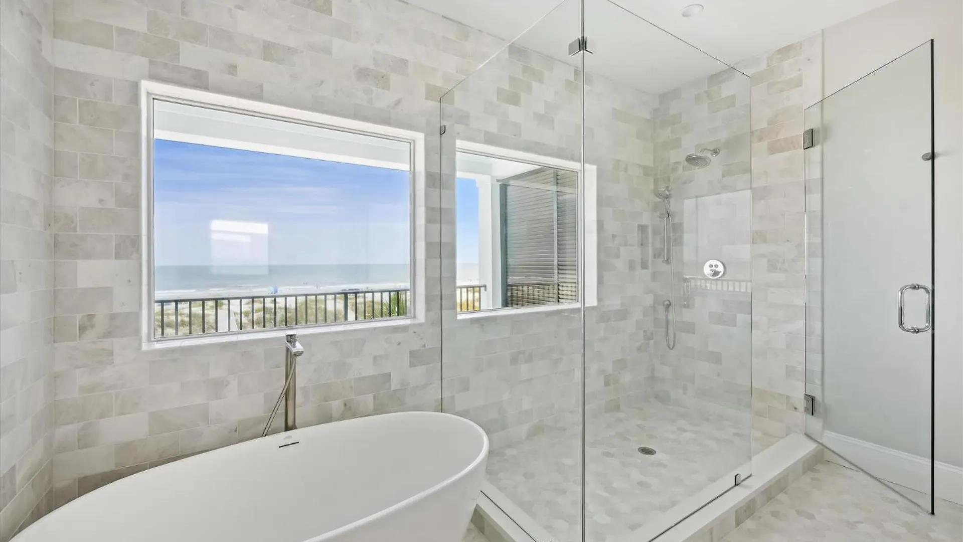3 Singleton - Oceanfront Estate, Private Pool, Elevator, Free Activities Included Holiday home Hilton Head Island