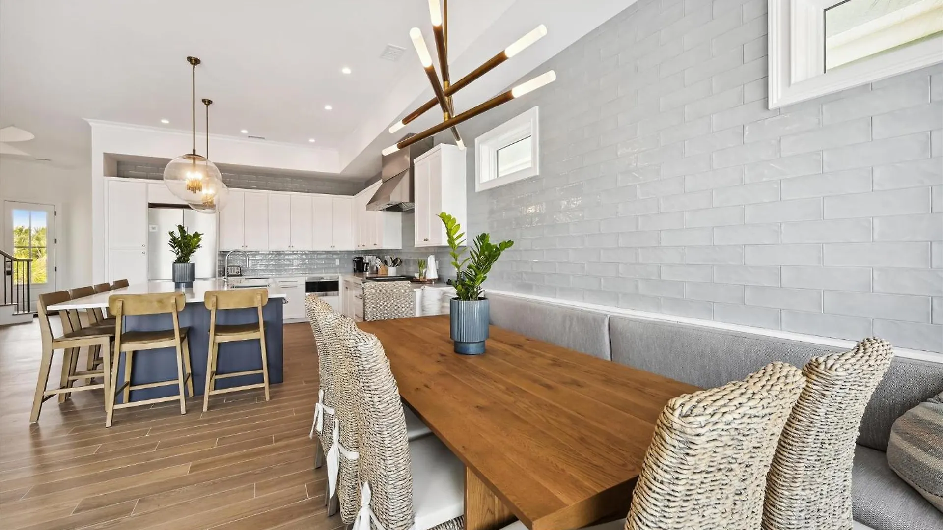Holiday home 3 Singleton - Oceanfront Estate, Private Pool, Elevator, Free Activities Included