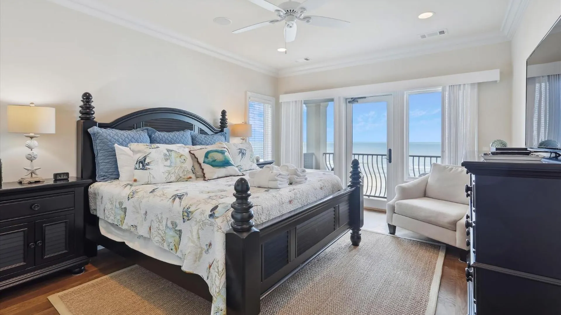 21 Singleton Beach- Oceanfront, Pool, Private Access! Free Activities Included Holiday home *