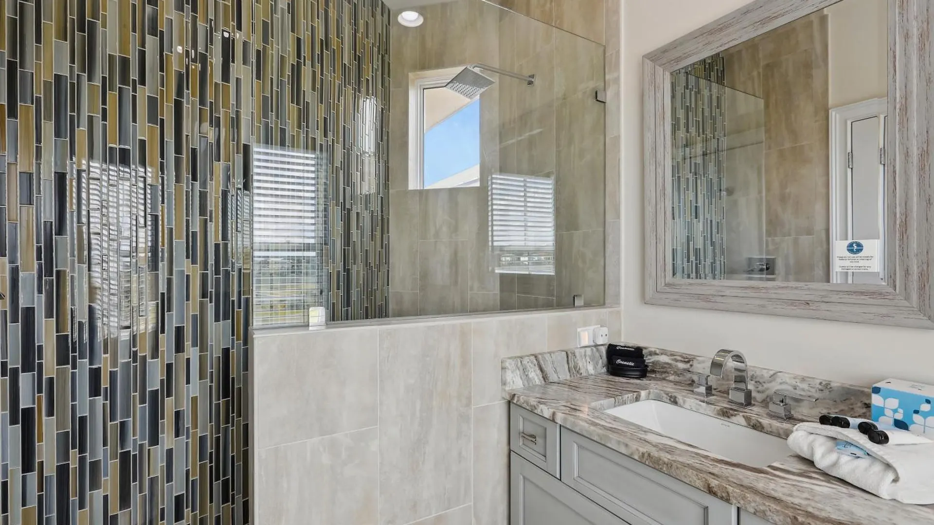21 Singleton Beach- Oceanfront, Pool, Private Access! Free Activities Included Hilton Head Island