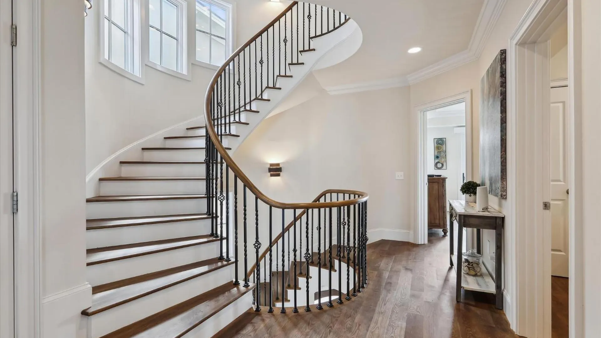 21 Singleton Beach- Oceanfront, Pool, Private Access! Free Activities Included *
