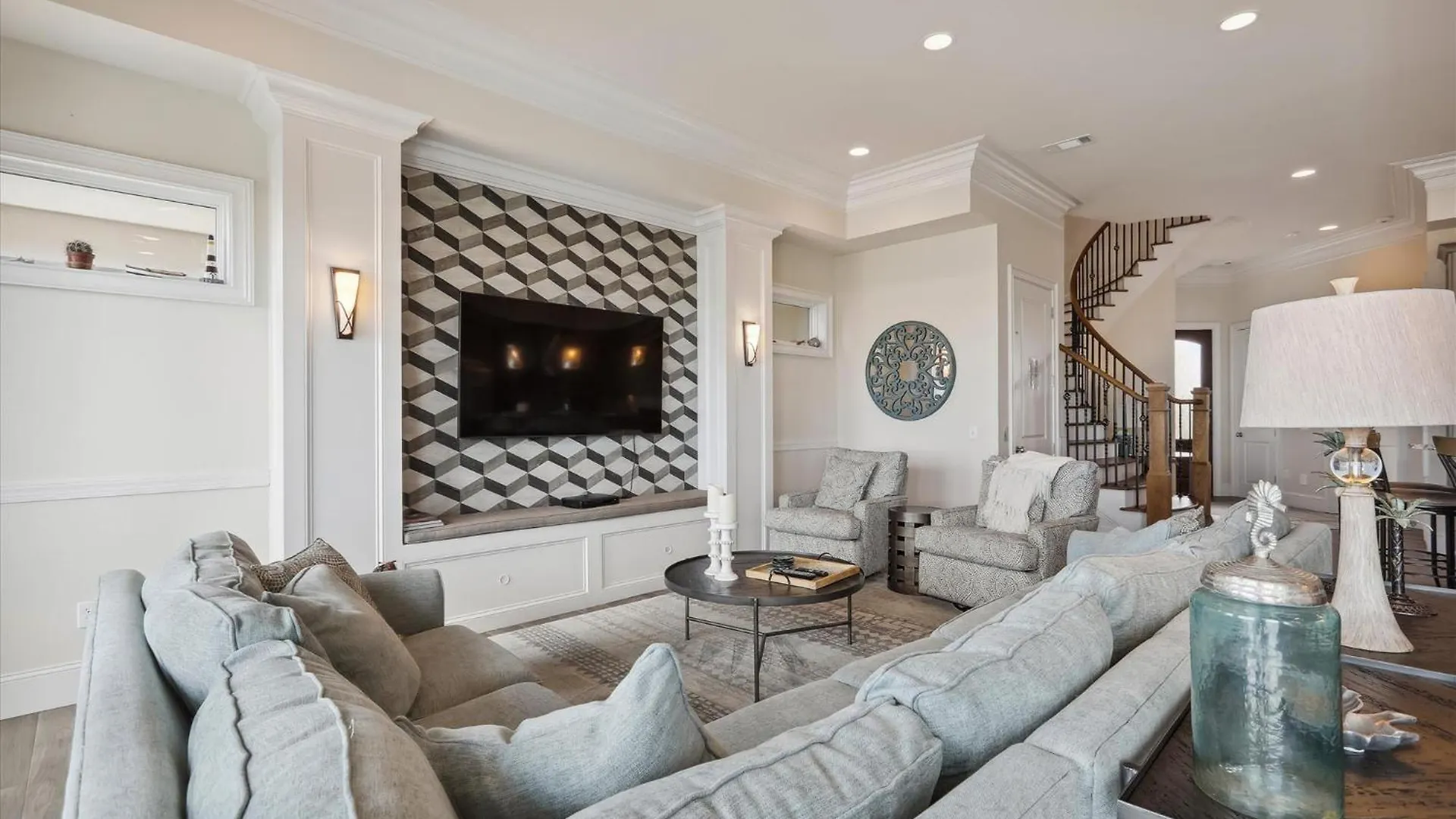 21 Singleton Beach- Oceanfront, Pool, Private Access! Free Activities Included Hilton Head Island