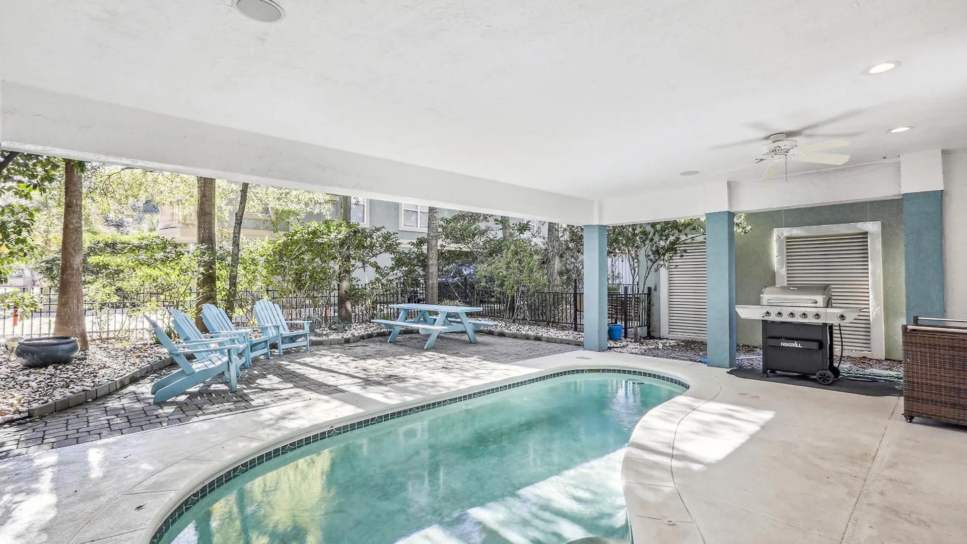 27 Corine Lane- Near Ocean With Pool, Seasonal Shuttle! Free Activities Included Hilton Head Island