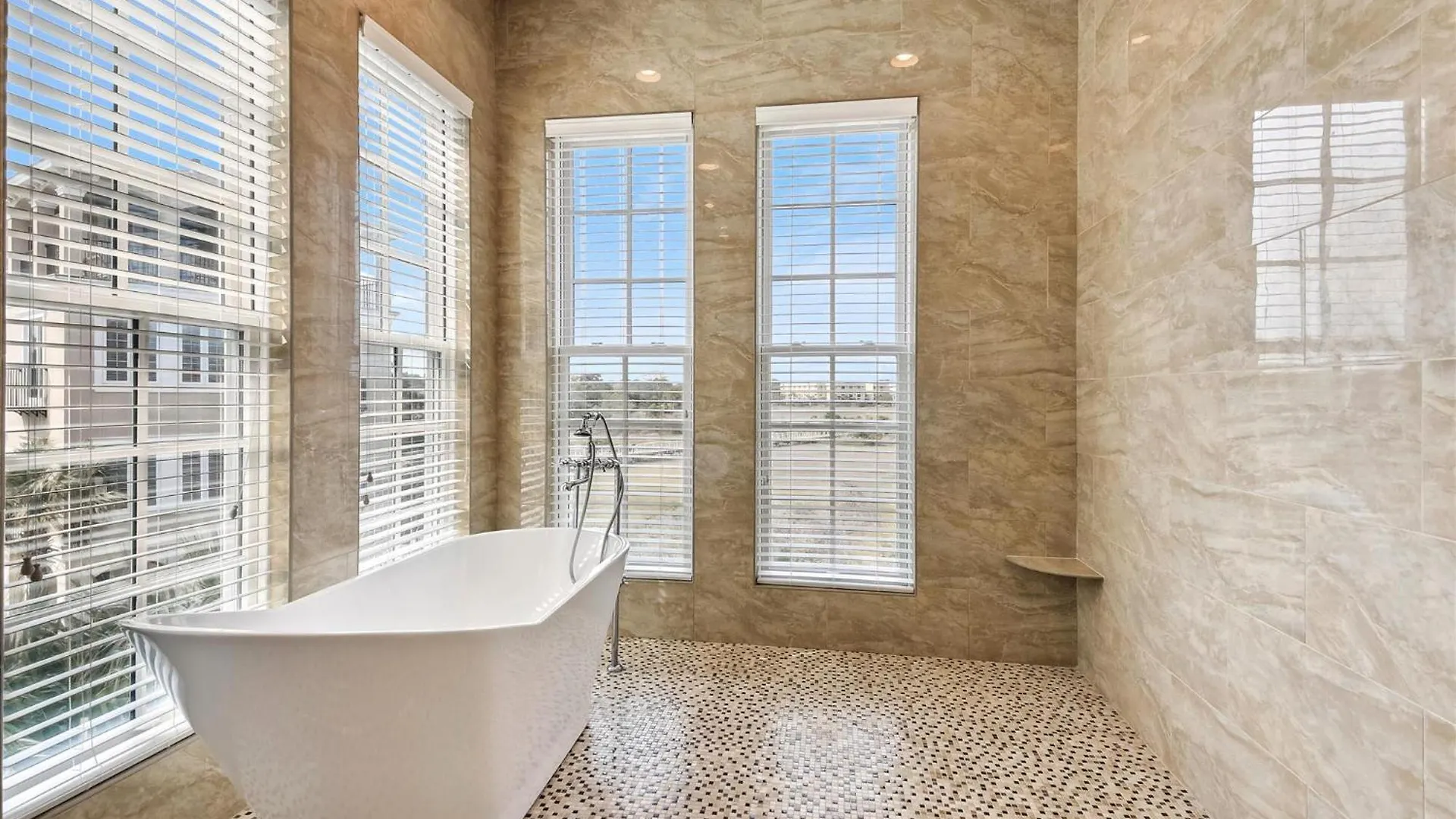 27 Singleton Beach- Oceanfront, Private Pool, Pool Table, Free Activities Included Holiday home Hilton Head Island