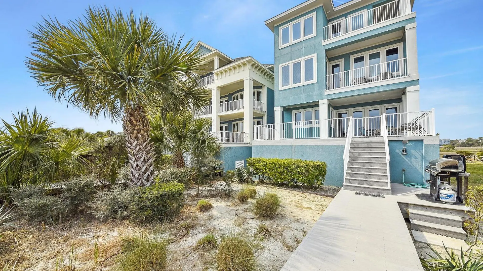 27 Singleton Beach- Oceanfront, Private Pool, Pool Table, Free Activities Included Hilton Head Island