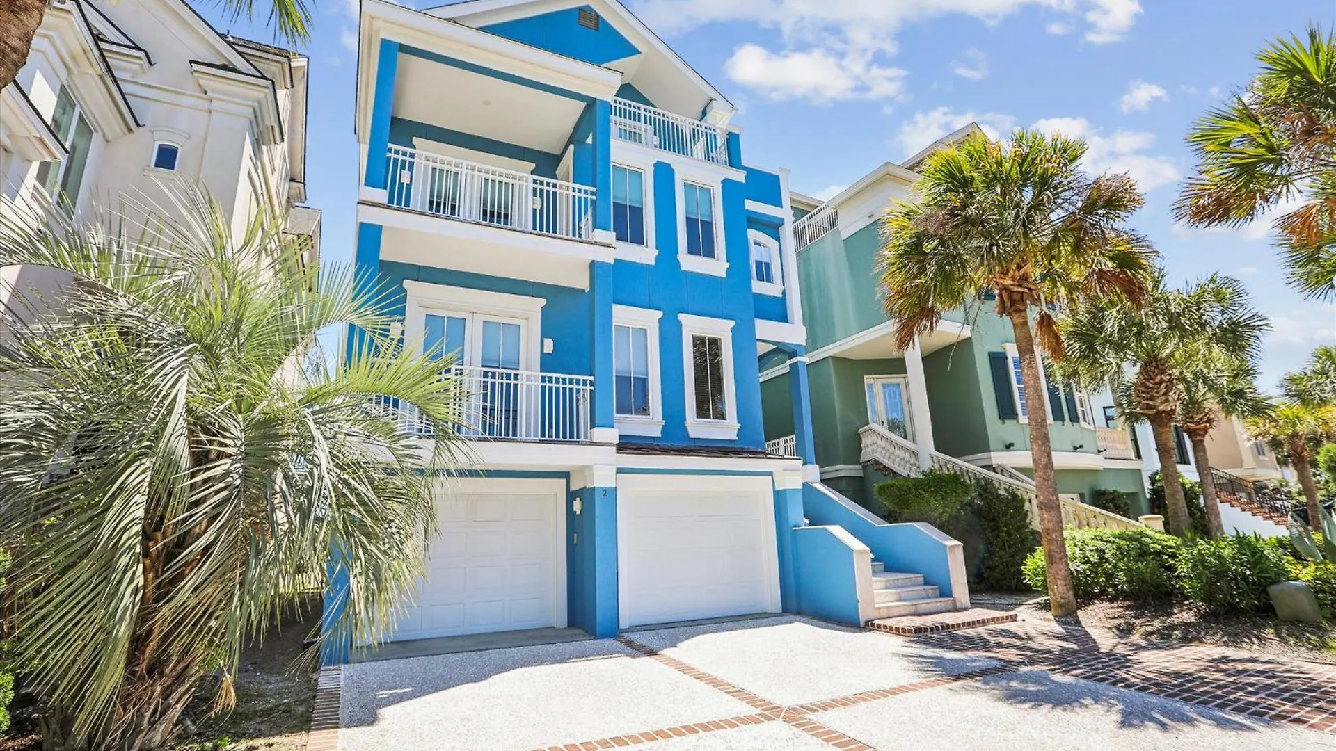 2 Collier Beach- Oceanfront, Dog Friendly , Private Pool, Free Activities Holiday home *