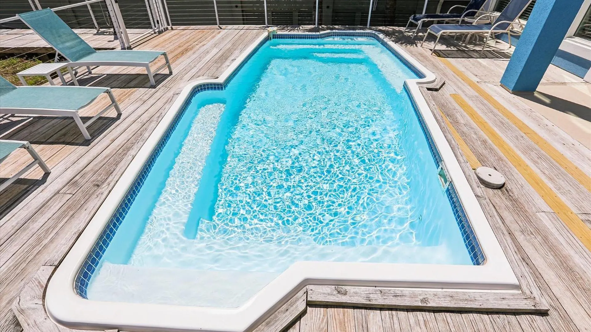 2 Collier Beach- Oceanfront, Dog Friendly , Private Pool, Free Activities Holiday home