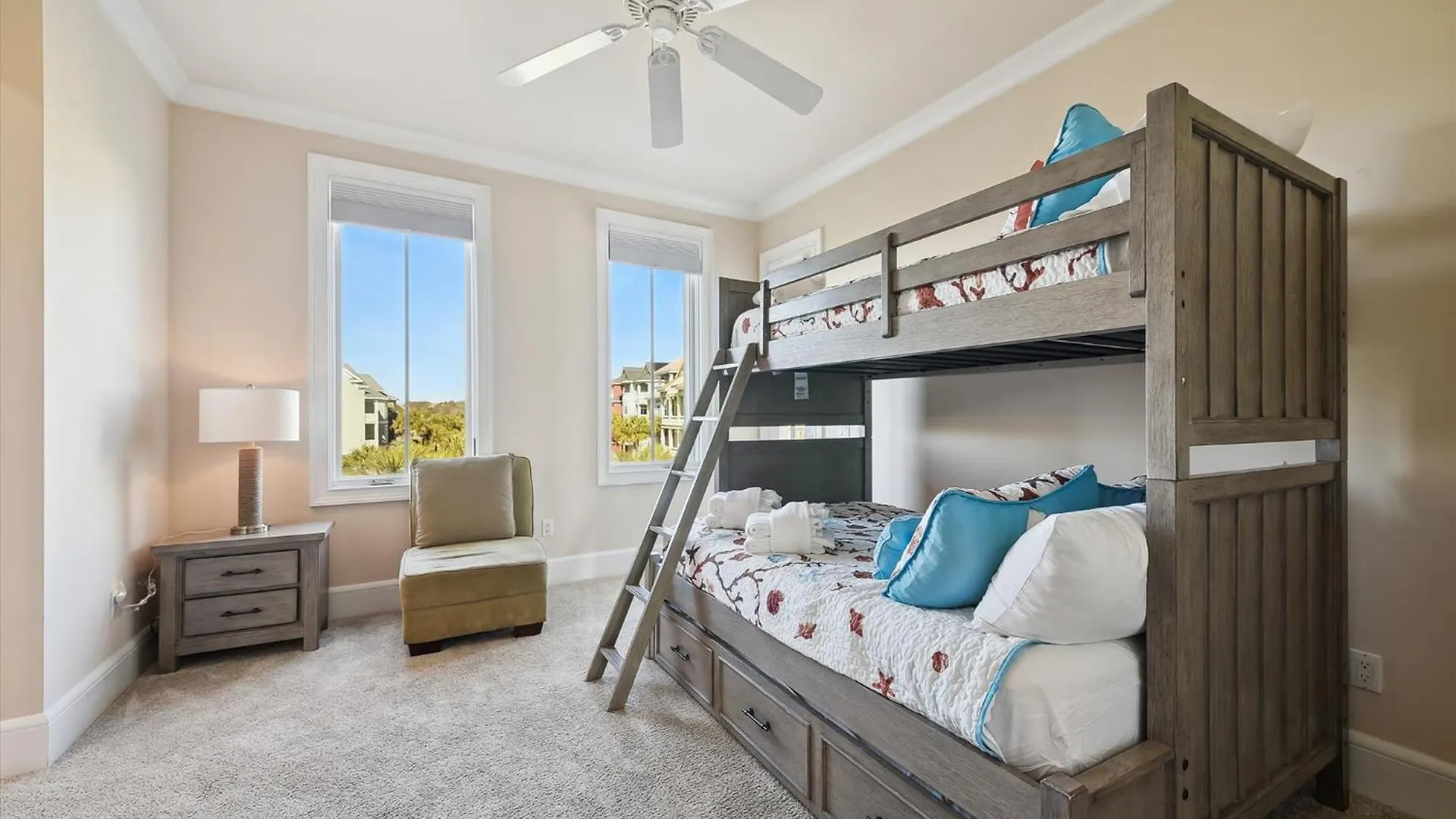 2 Collier Beach- Oceanfront, Dog Friendly , Private Pool, Free Activities Hilton Head Island